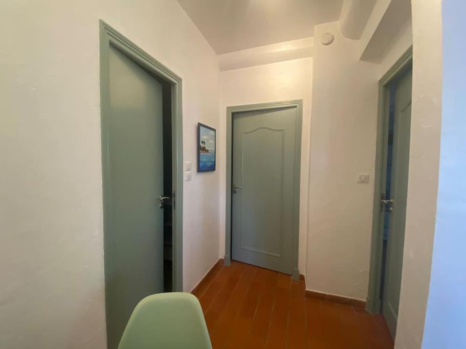 Simone, Appartement Maison, Quartier Calme, Grande Terrasse, Spa, Barbecue, 2 Chambres Frejus Bagian luar foto