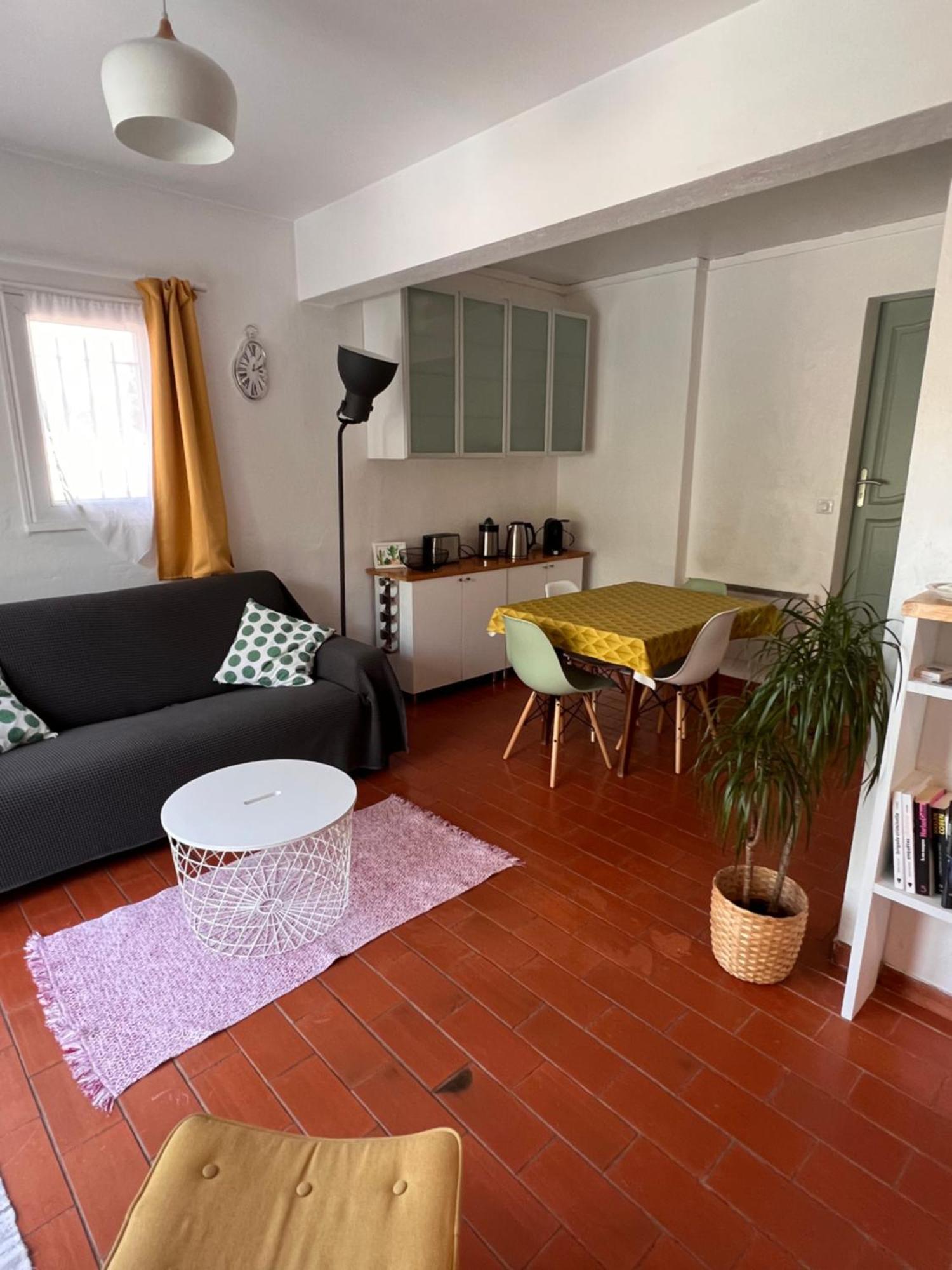 Simone, Appartement Maison, Quartier Calme, Grande Terrasse, Spa, Barbecue, 2 Chambres Frejus Bagian luar foto